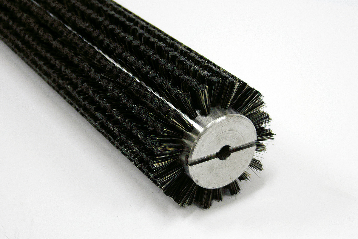 Brush for porcelain stoneware