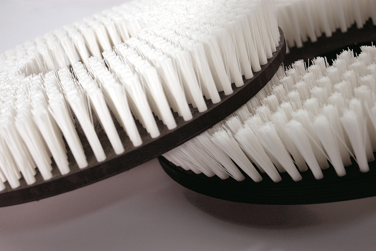 Spare disc brushes for floor cleaning machines